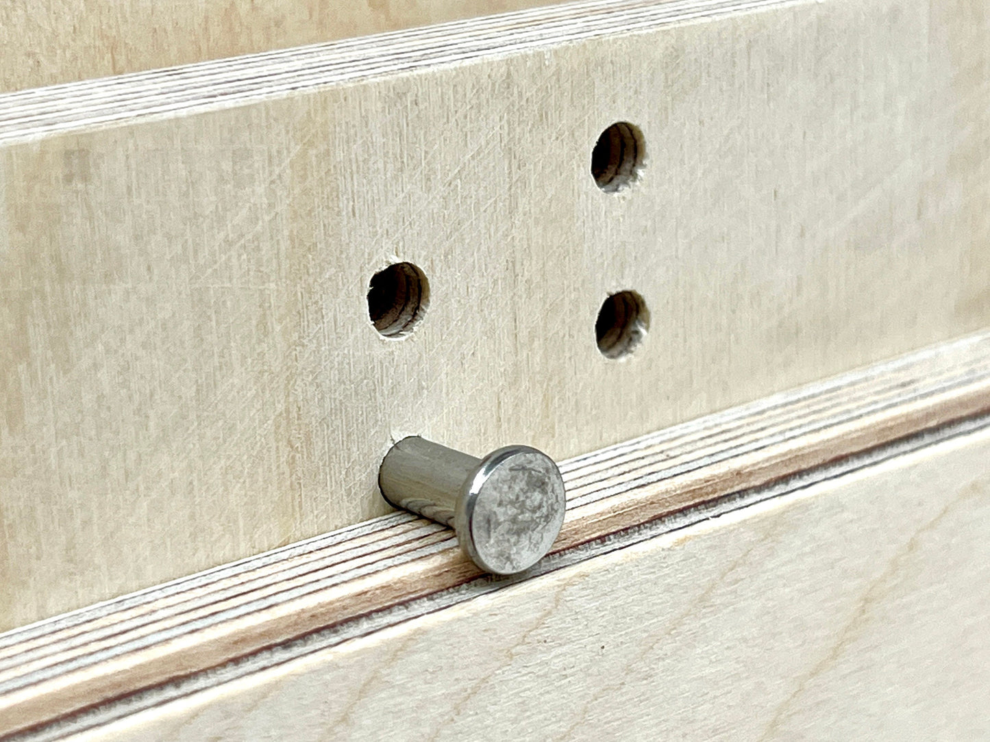 10MW Rail Hinge Pivots & Associated Hardware